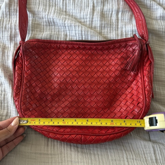 Vintage Bottega Veneta Red Woven Shoulder Bag - Picture 8 of 10